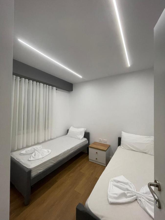 The Blue Pearl Apartment 2 Durres Exterior photo