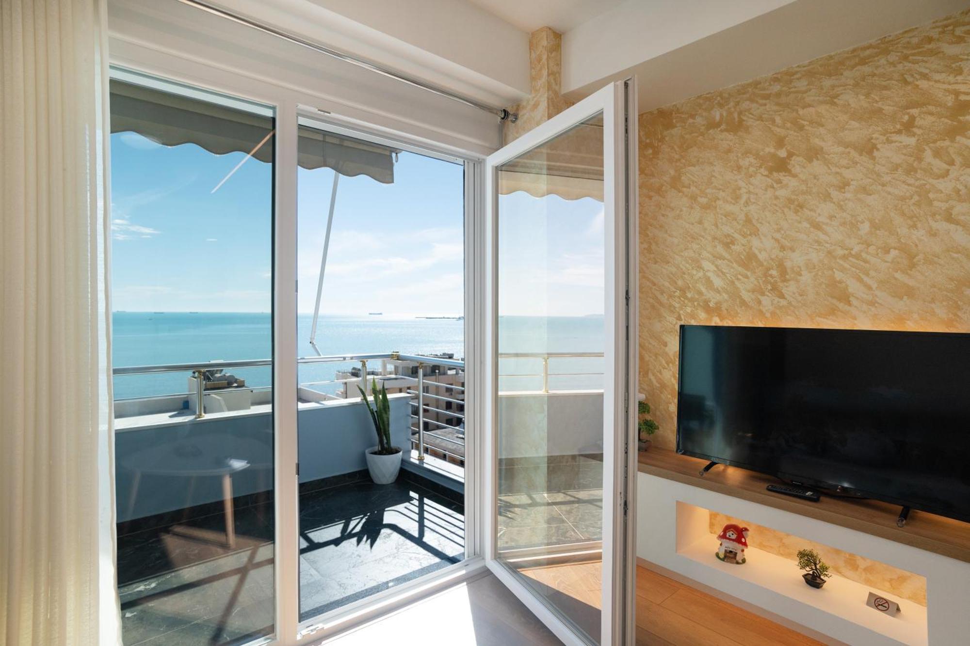 The Blue Pearl Apartment 2 Durres Exterior photo